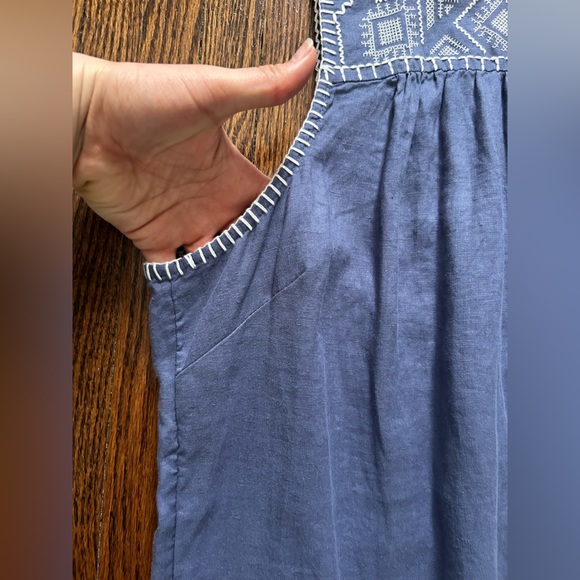 C&C California 100% Linen Embroidered Dress - Picture 11 of 17